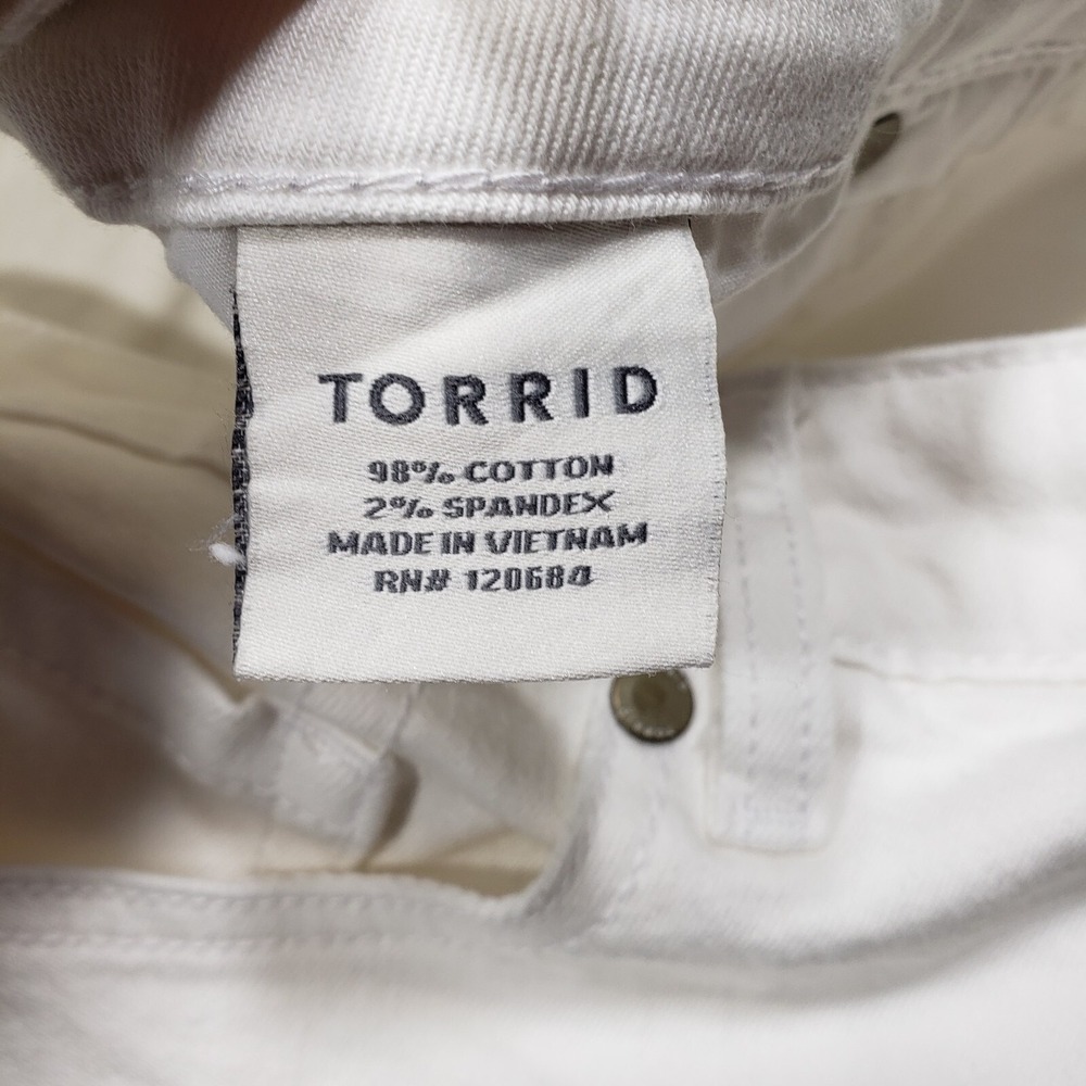 Torrid Shorts Womens 22 White Lace Trim High Rise Stretch Raw Hem - Picture 5 of 13